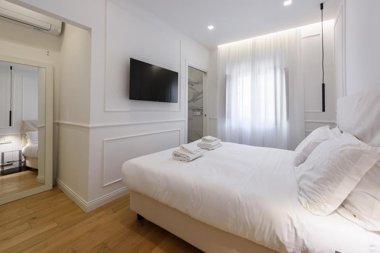 Pitti Prestige By Mmega Apartment Florence Luaran gambar