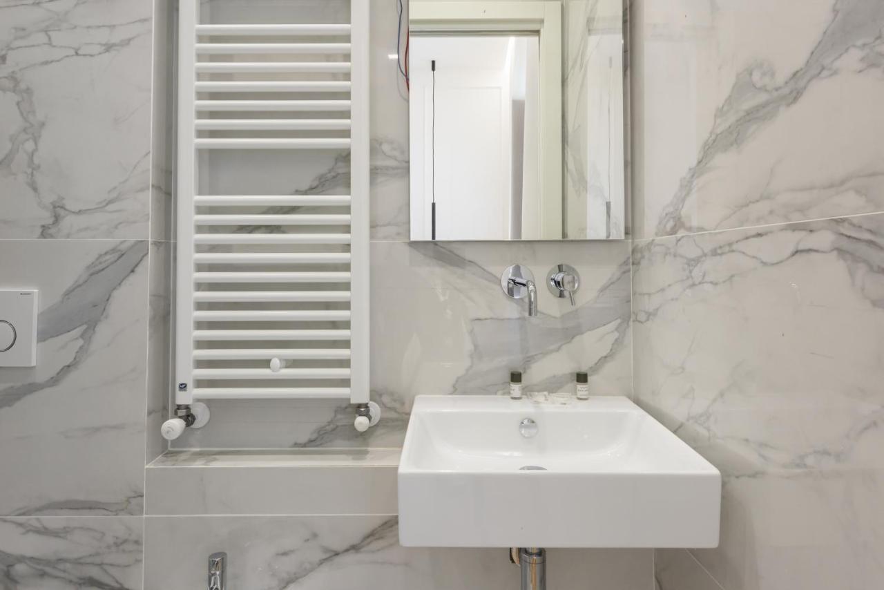 Pitti Prestige By Mmega Apartment Florence Luaran gambar
